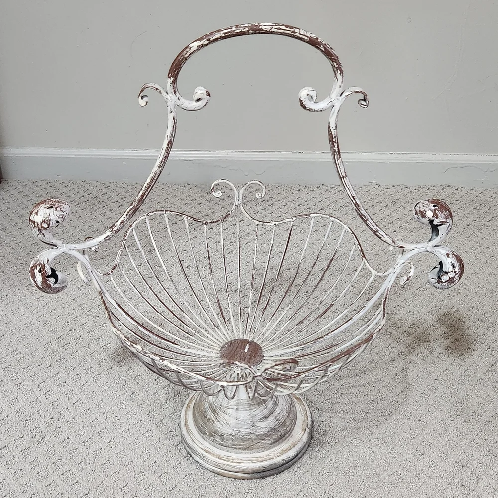 Shabby Chic Style French Metal Wire Basket Chippy Wooden Pedestal Planter
